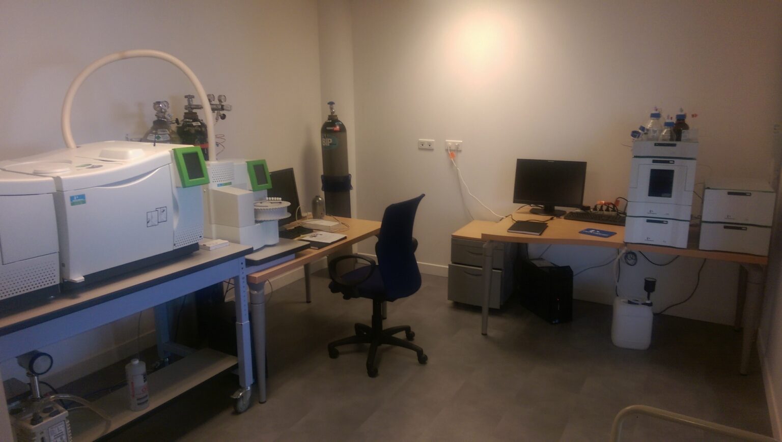 PERKIN ELMER GCMS ATD HPLC Evosciences